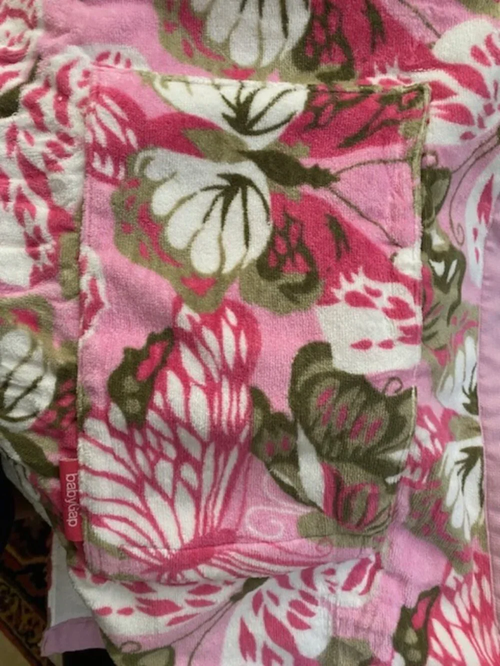 Brand new GAP The Dream Towel Beach Towel Floral Pink